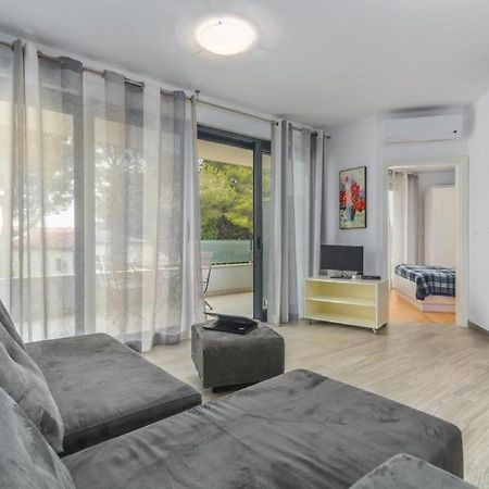 Lux Hotel Novigrad Istria Kültér fotó