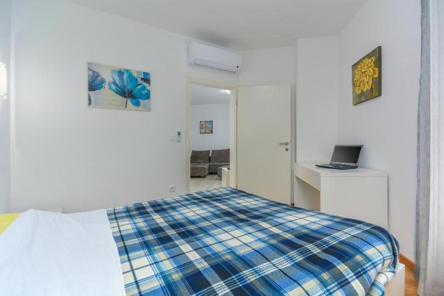 Lux Hotel Novigrad Istria Kültér fotó
